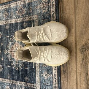 Cream Knit Sneakers